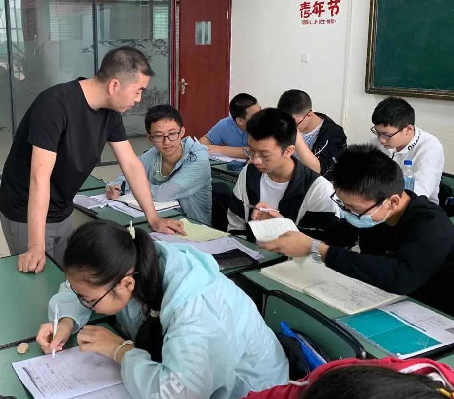 教師 | 從學生興趣出發(fā)，做他們的源頭活水