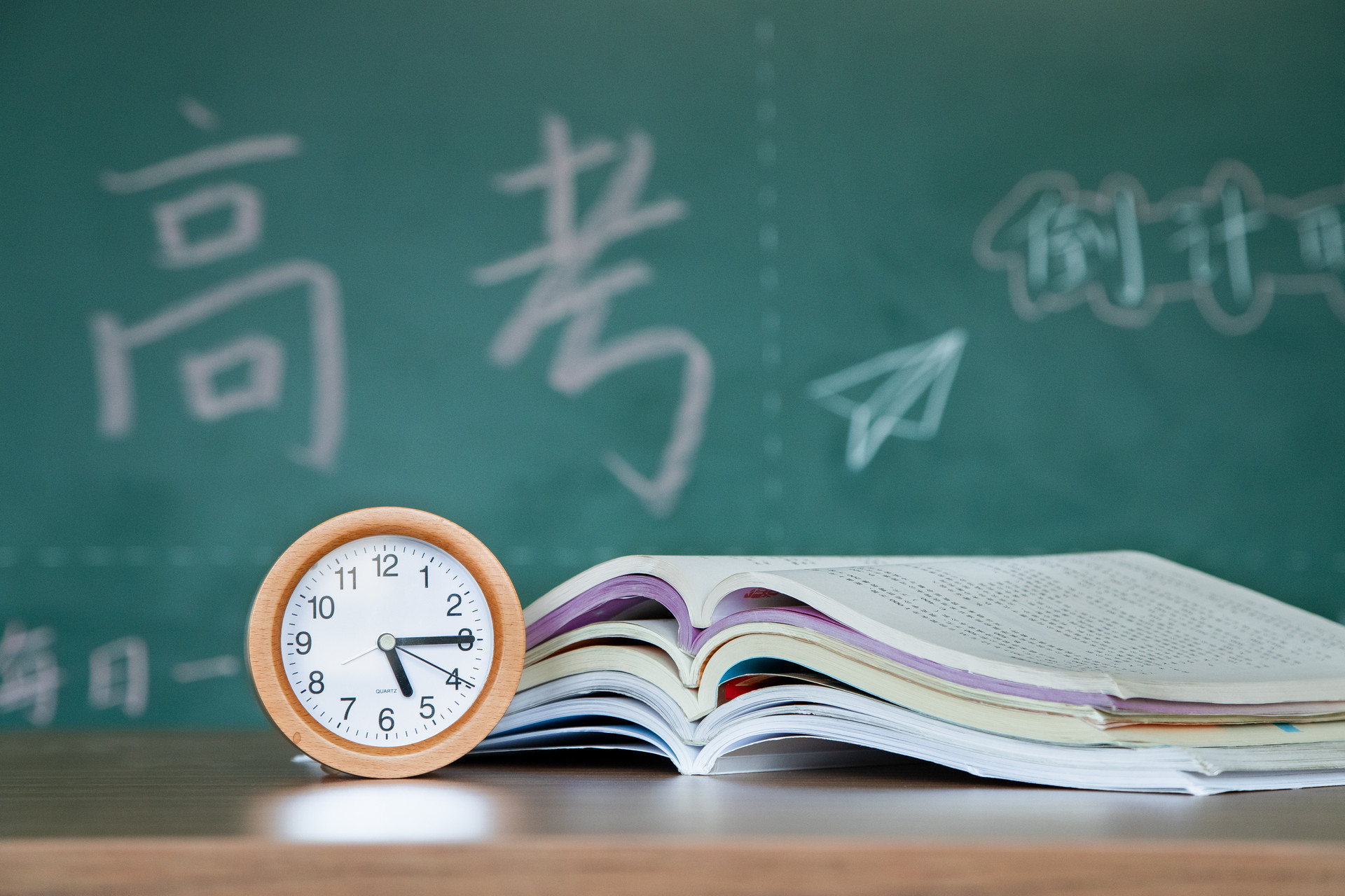 美術(shù)藝考難考嗎？